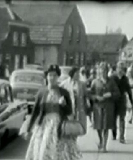 Filmstill uit Dorpsfilm Baardwijk, 1960 (collectie Streekarchief Langstraat Heusden Altena nr. 332)