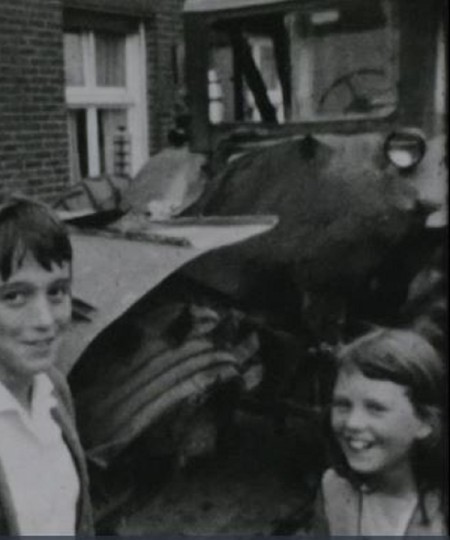 Filmstill uit Dorpsfilm Drongelen, 1967 (collectie Streekarchief Langstraat Heusden Altena nr. 366)