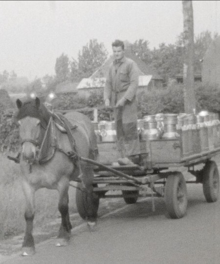 Filmstill uit Dorpsfilm Veghel, 1958 (collectie BHIC nr. VEG-001)