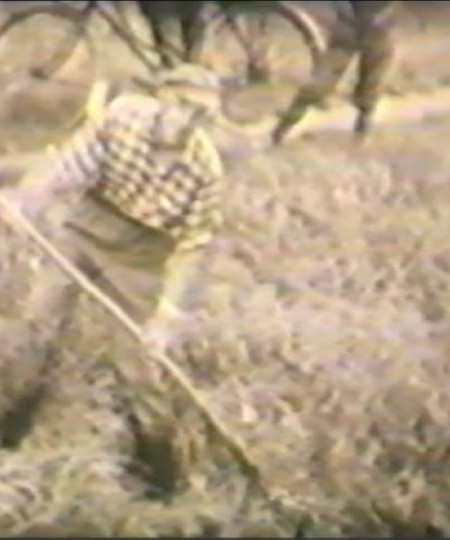 Filmstill uit Dorpsfilm Uitwijk en Waardhuizen 1959 (collectie Streekarchief Langstraat Heusden Altena nr. 377)