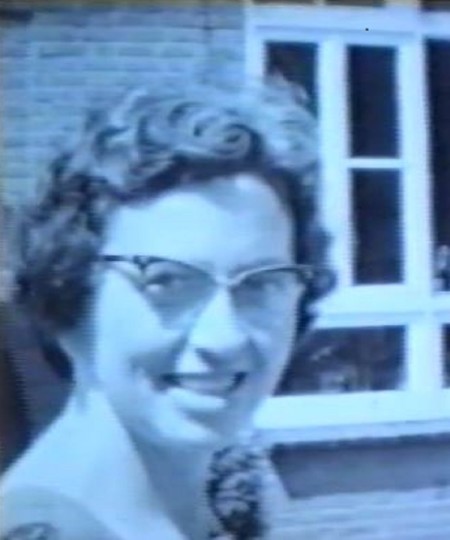 Filmstill uit Dorpsfilm Wijk en Aalburg, 1963-1967 (collectie Streekarchief Langstraat Heusden Altena nr. 411)