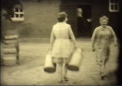 Filmstill uit Dorpsfilms Genderen ca, 1955 en 1965 (collectie Streekarchief Langstraat Heusden Altena nr. 376)