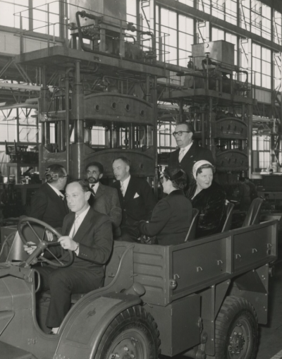 Rondleiding door het fabriekscomplex van DAF
