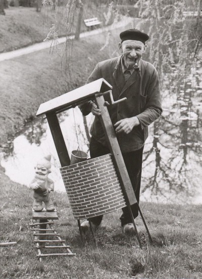 Tuinman Broeder Piet Hendriks van de kruisheren Sint Agatha.