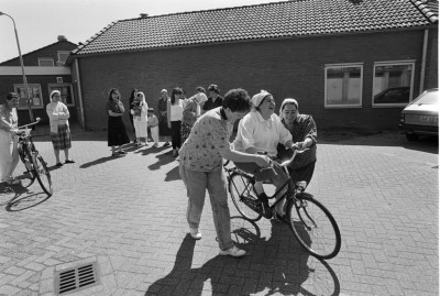 Fietsles Turkse gemeenschap.