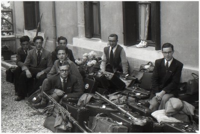 Katholieke Arbeiders Jeugd op bedevaart, Budel 1965 (foto: Baronie van Cranendonck, collectie RHCe nr. 0047668)