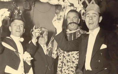 Carnaval personeelsvereniging Zinkfabriek Amicitia in de cantine 