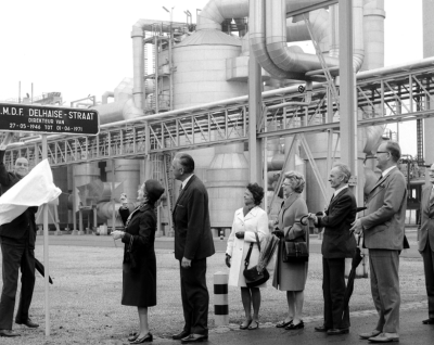 Onthulling straatnaambord van oud directeur Del-Haise, 1955-1965