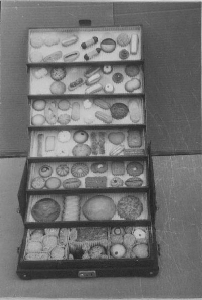 Koek en biscuit van Bakker Buys, Oudenbosch (foto: erven Buijs, collectie BHIC nr. 1947-000074)