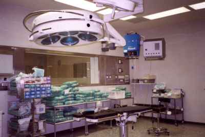 Operatiekamer, 1990