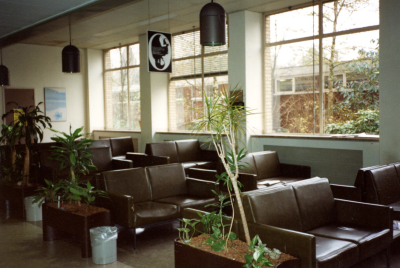 Wachtruimte van de rontgenafdeling, 1990