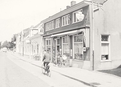 Filmstill uit Dorpsfilm Aalst 1962 (BHIC nr. AALST-02)